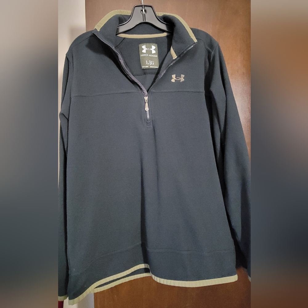 Under Armour Black and Tan Quarter-Zip Top